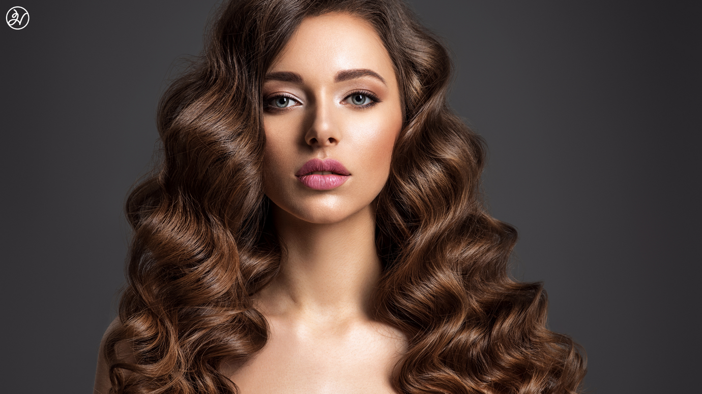 5 Ways to Style Your Hair Extensions for the Holidays